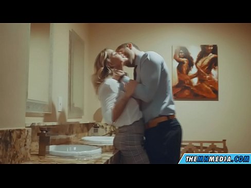 ❤️ ווען אַ באַסטי בלאָנדע סידוס איר אין אַ ציבור אָפּטריט ❤ פאקינג ווידעא  אין פּאָרן yi.com-fullporner.ru ﹏
